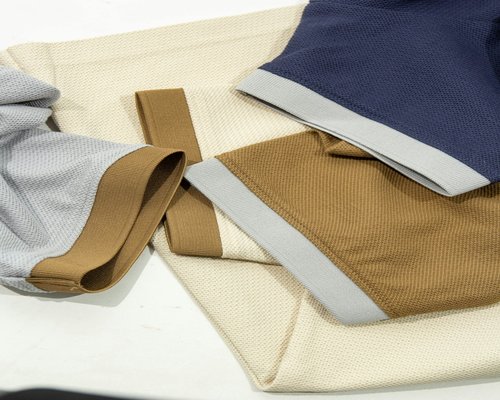 Details of comfortable clothing and movement
